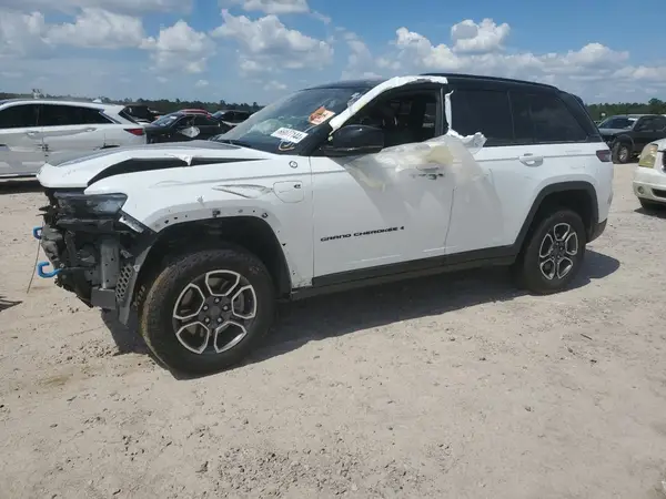 1C4RJYC64P8786920 2023 JEEP GRAND CHEROKEE - Image 1