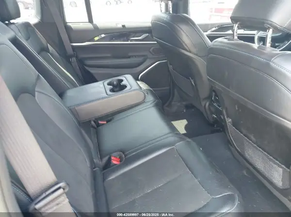 1C4RJYC68N8759961 2022 JEEP GRAND CHEROKEE - Image 8