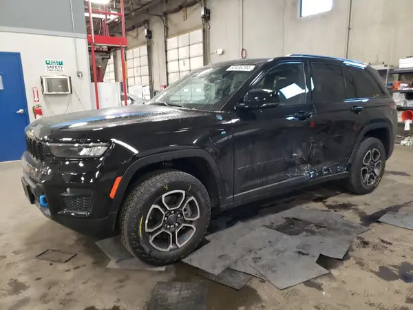 1C4RJYC68P8846228 2023 JEEP GRAND CHEROKEE - Image 1