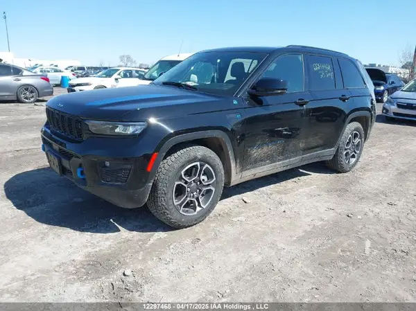 1C4RJYC6XP8862303 2023 JEEP GRAND CHEROKEE - Image 2