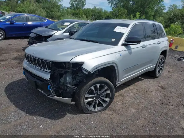 1C4RJYD64PC595705 2023 JEEP GRAND CHEROKEE - Image 2