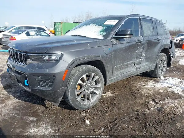 1C4RJYD69PC633784 2023 JEEP GRAND CHEROKEE - Image 2