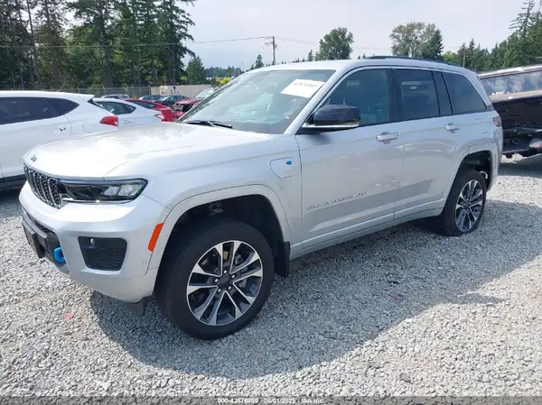 1C4RJYD69PC671807 2023 JEEP GRAND CHEROKEE - Image 2