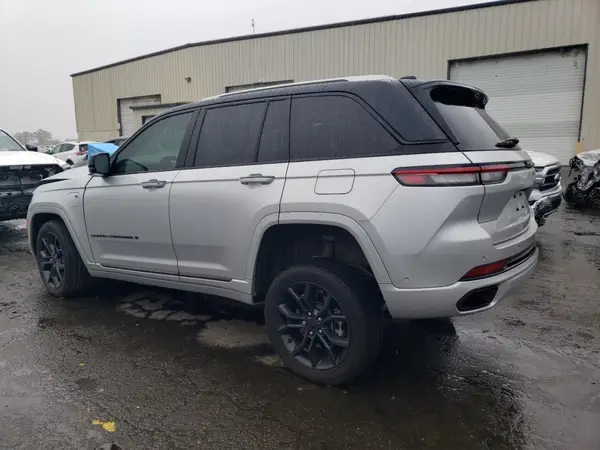 1C4RJYE60N8724750 2022 JEEP GRAND CHEROKEE - Image 2