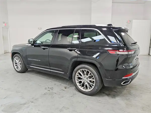 1C4RJYE61N8760088 2022 JEEP GRAND CHEROKEE - Image 2