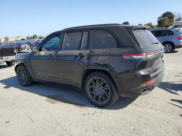 1C4RJYE62PC652630 2023 JEEP GRAND CHEROKEE - Image 2