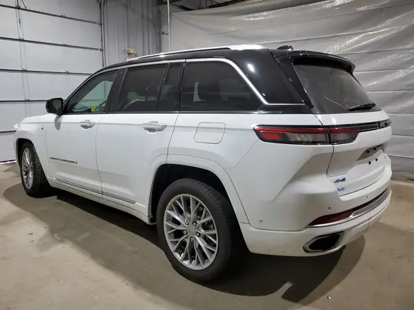 1C4RJYE68N8721689 2022 JEEP GRAND CHEROKEE - Image 2