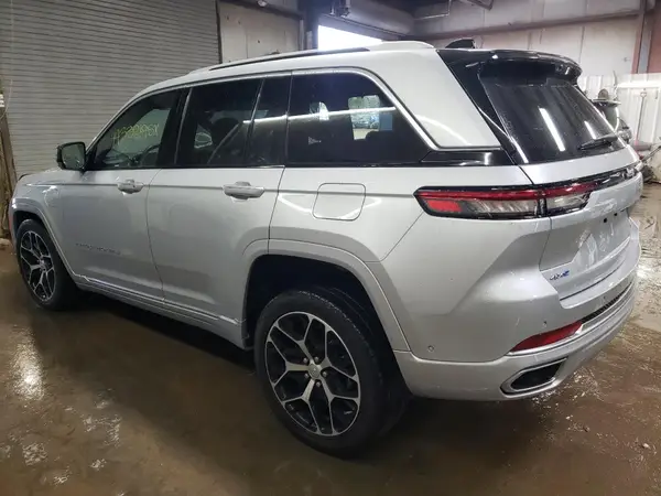 1C4RJYE6XN8500966 2022 JEEP GRAND CHEROKEE - Image 2