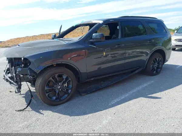 1C4SDHCT0PC686681 2023 DODGE DURANGO - Image 2