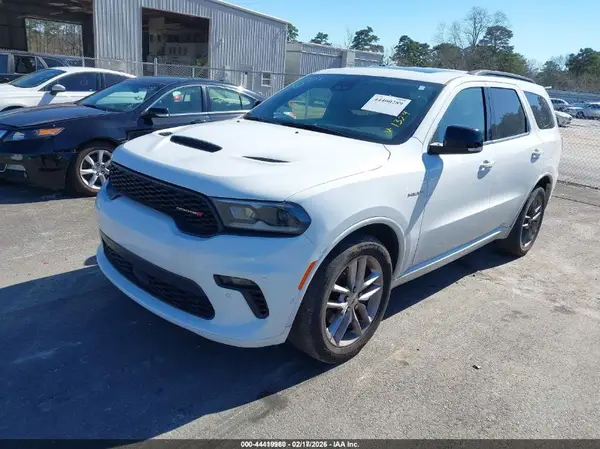 1C4SDHCT3PC571329 2023 DODGE DURANGO - Image 2