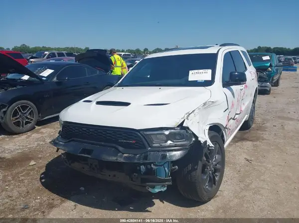 1C4SDHCT3RC137706 2024 DODGE DURANGO - Image 2