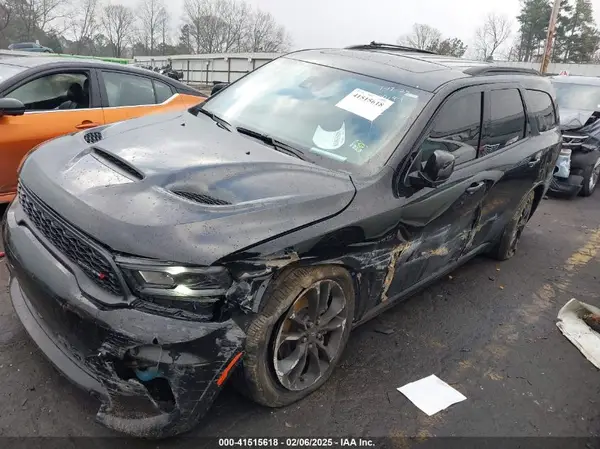 1C4SDHCT3RC172018 2024 DODGE DURANGO - Image 2