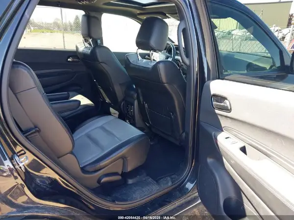 1C4SDHCT9PC567463 2023 DODGE DURANGO - Image 8