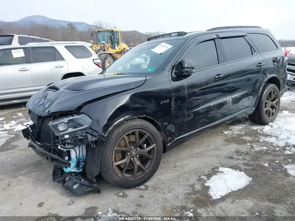 1C4SDJCT3SC504021 2025 DODGE DURANGO - Image 2