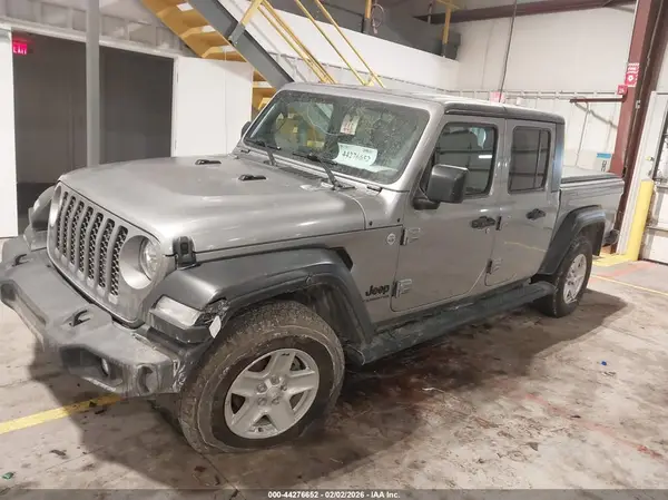 1C6HJTAG1LL123832 2020 JEEP GLADIATOR - Image 2