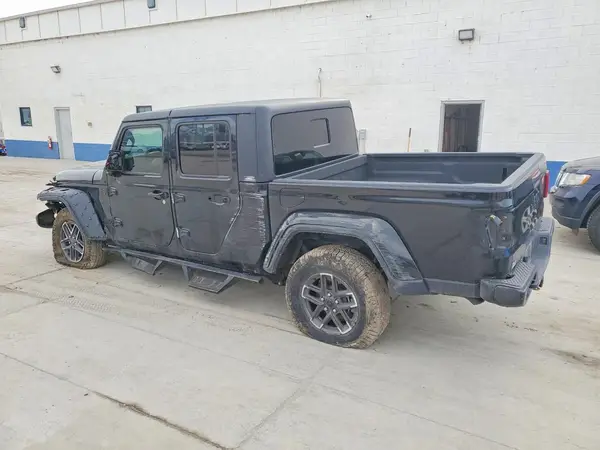 1C6HJTAG1NL146045 2022 JEEP GLADIATOR - Image 2
