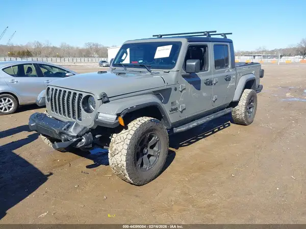 1C6HJTAG1PL517000 2023 JEEP GLADIATOR - Image 2
