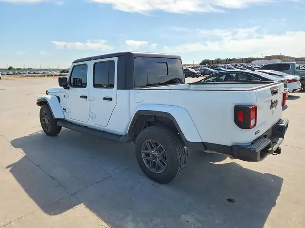 1C6HJTAG1RL112046 2024 JEEP GLADIATOR - Image 2