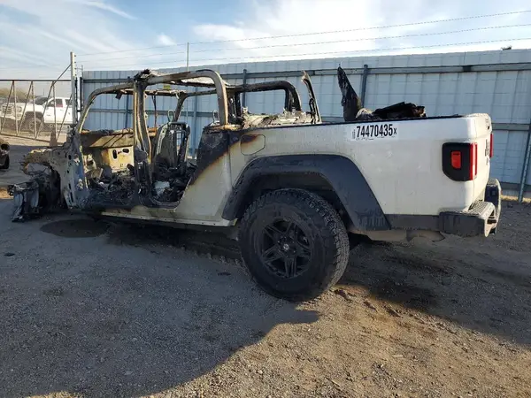 1C6HJTAG2ML510813 2021 JEEP GLADIATOR - Image 2