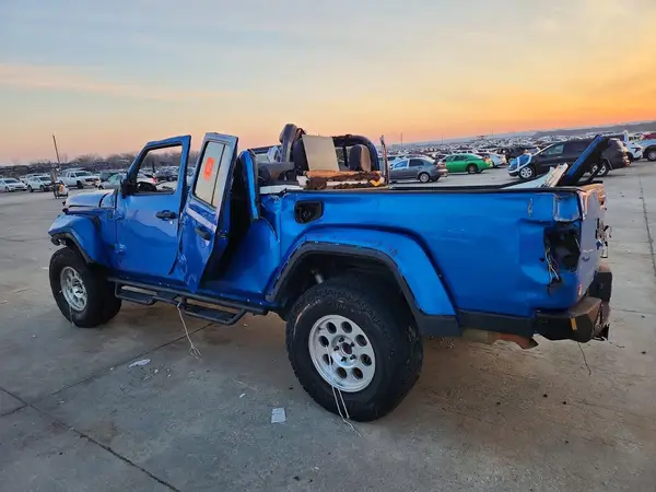 1C6HJTAG3LL213516 2020 JEEP GLADIATOR - Image 2