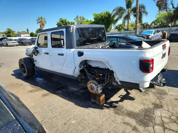 1C6HJTAG3ML562595 2021 JEEP GLADIATOR - Image 2