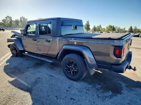 1C6HJTAG3NL143065 2022 JEEP GLADIATOR - Image 2