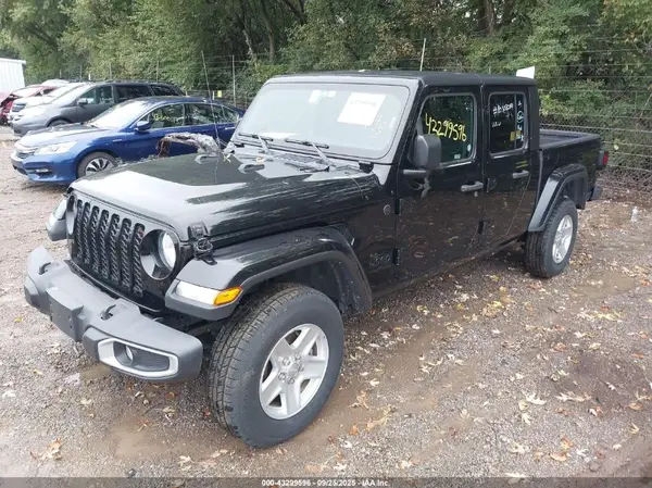 1C6HJTAG3PL531867 2023 JEEP GLADIATOR - Image 2