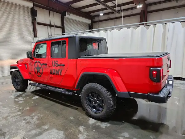 1C6HJTAG3PL567123 2023 JEEP GLADIATOR - Image 2