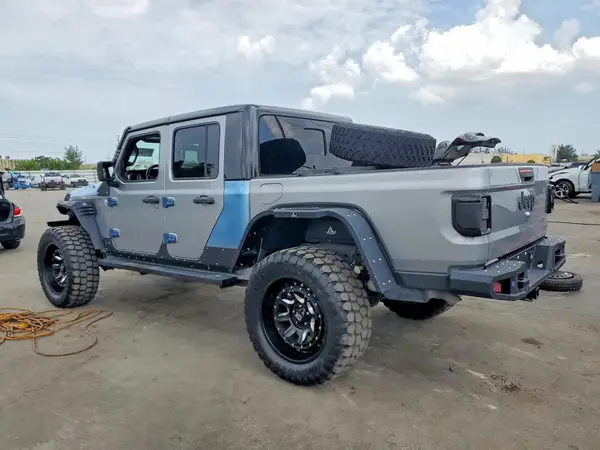 1C6HJTAG4LL215629 2020 JEEP GLADIATOR - Image 2