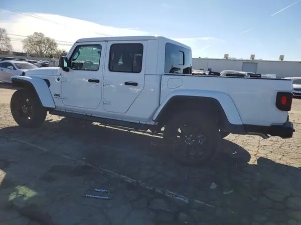 1C6HJTAG5RL125902 2024 JEEP GLADIATOR - Image 2