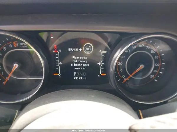 2020 JEEP GLADIATOR auction photo 7