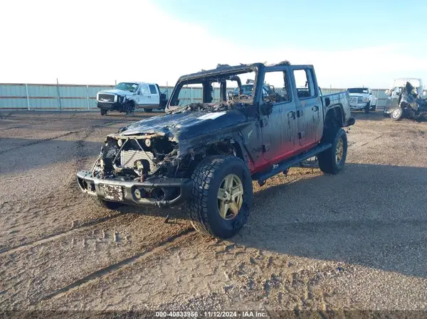 1C6HJTAG6LL211646 2020 JEEP GLADIATOR - Image 2
