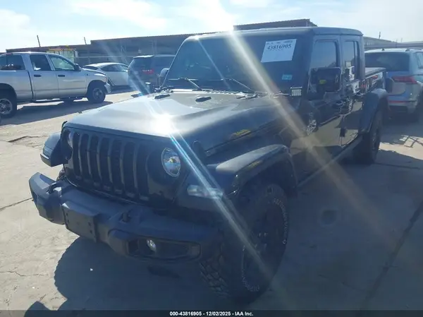 1C6HJTAG6PL586555 2023 JEEP GLADIATOR - Image 2