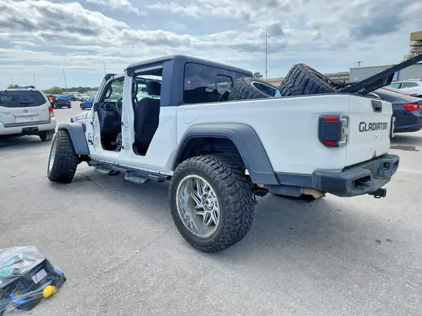 1C6HJTAG7LL186482 2020 JEEP GLADIATOR - Image 2