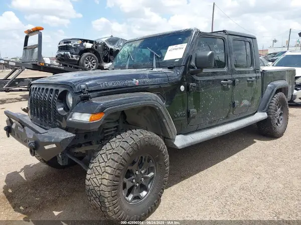 1C6HJTAG7NL106942 2022 JEEP GLADIATOR - Image 2
