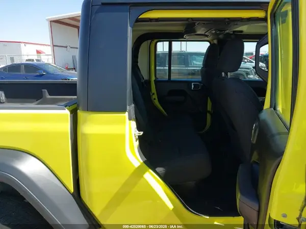1C6HJTAG7PL561535 2023 JEEP GLADIATOR - Image 8
