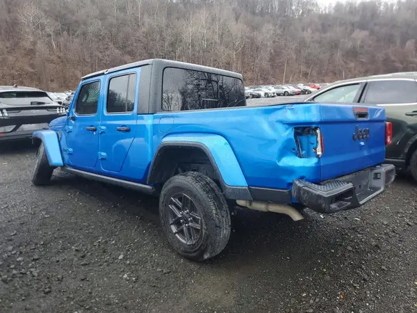 1C6HJTAG7RL105800 2024 JEEP GLADIATOR - Image 2