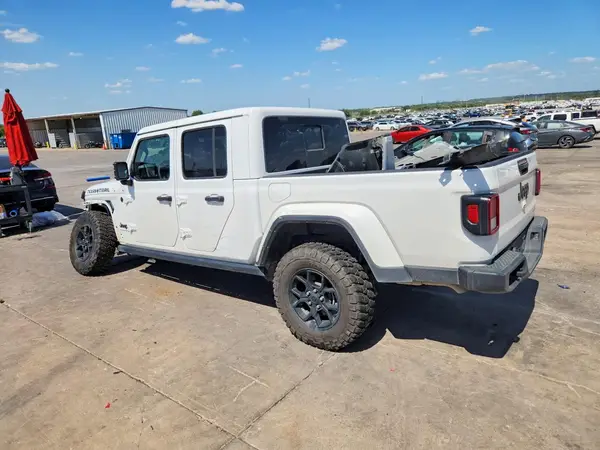 1C6HJTAG7RL133967 2024 JEEP GLADIATOR - Image 2