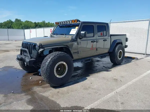 1C6HJTAG8LL160795 2020 JEEP GLADIATOR - Image 2