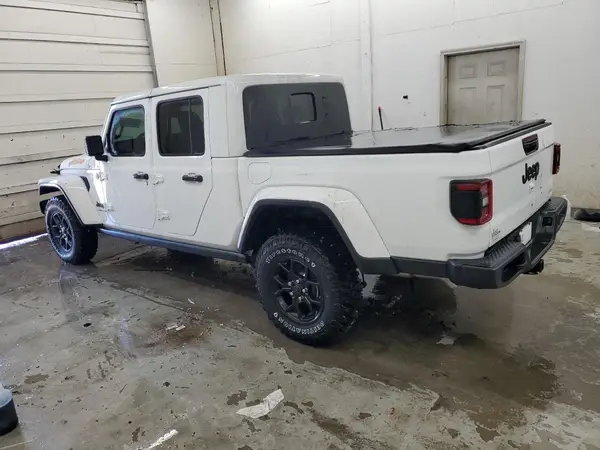 1C6HJTAG8RL129605 2024 JEEP GLADIATOR - Image 2