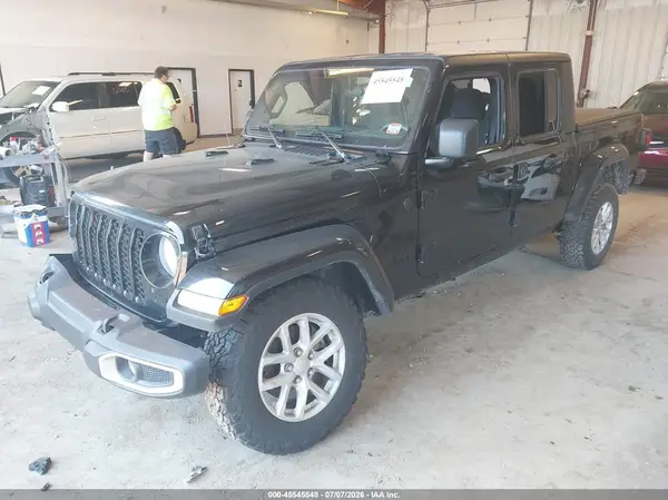 1C6HJTAG9PL579003 2023 JEEP GLADIATOR - Image 2