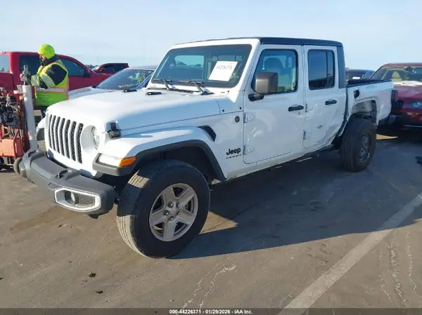 1C6HJTAGXPL532756 2023 JEEP GLADIATOR - Image 2