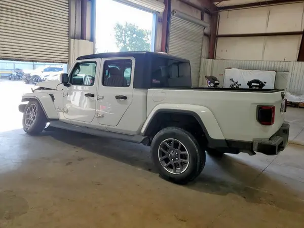 1C6HJTFG0LL198255 2020 JEEP GLADIATOR - Image 2