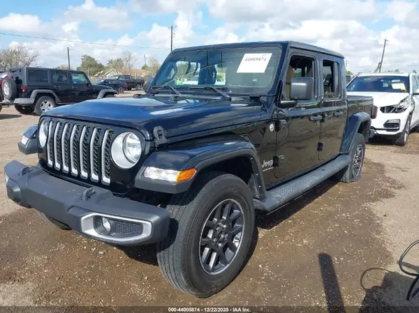 1C6HJTFG0PL500844 2023 JEEP GLADIATOR - Image 2