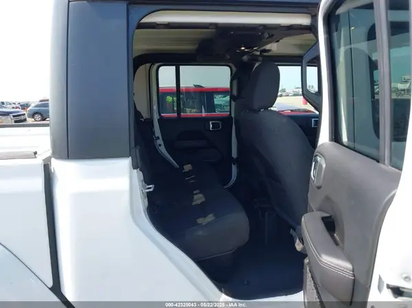 1C6HJTFG0PL514419 2023 JEEP GLADIATOR - Image 8