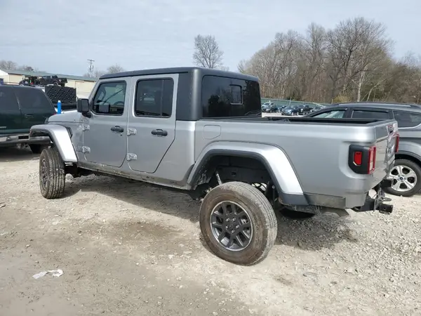 1C6HJTFG1LL192819 2020 JEEP GLADIATOR - Image 2