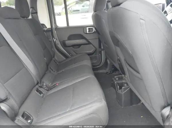 1C6HJTFG1ML597807 2021 JEEP GLADIATOR - Image 8