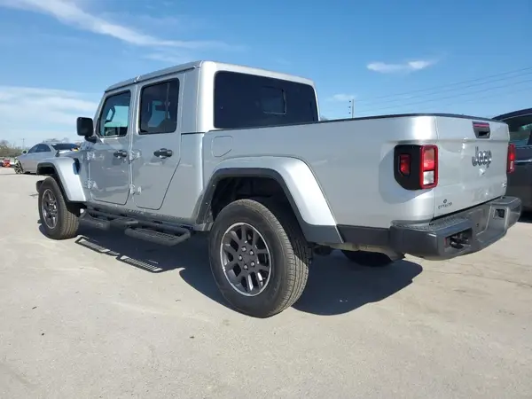 1C6HJTFG1PL535375 2023 JEEP GLADIATOR - Image 2