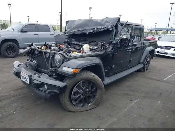 1C6HJTFG1PL562849 2023 JEEP GLADIATOR - Image 2