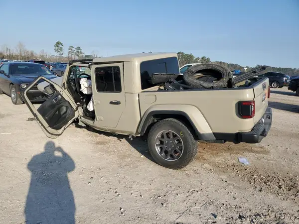 1C6HJTFG2LL171896 2020 JEEP GLADIATOR - Image 2
